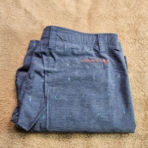 William Murray NWT 9' Inseam Performance And Casuel Shorts. W38